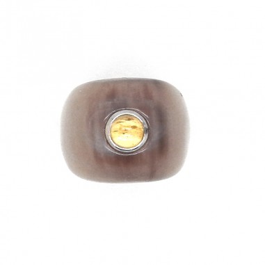 Bague en corne claire - pierre 6 mm...