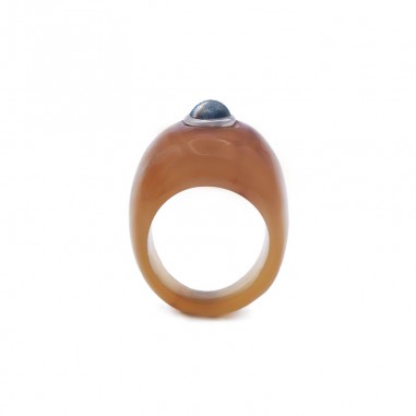 Bague en corne claire - pierre 6 mm...