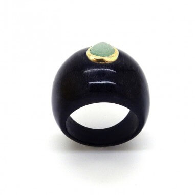 Ring L in dark horn set in gold...