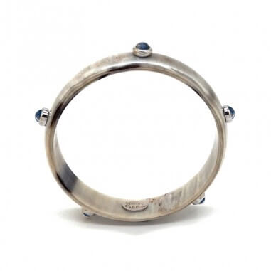 Bangle in clear horn 15mm set in...