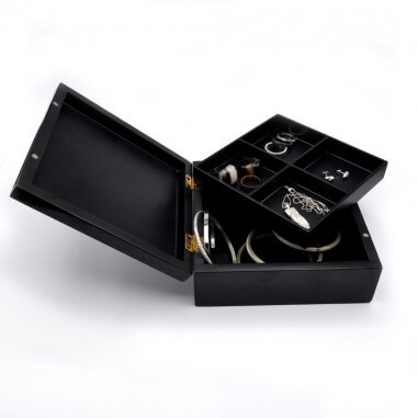 Jewelry box L