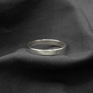 Atlas ribbon wedding band - M