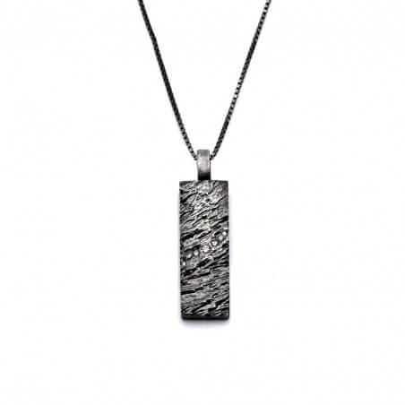 Photo sur fond blanc du collier diamant homme modèle Hypérion-S argent vieilli vue zoom.