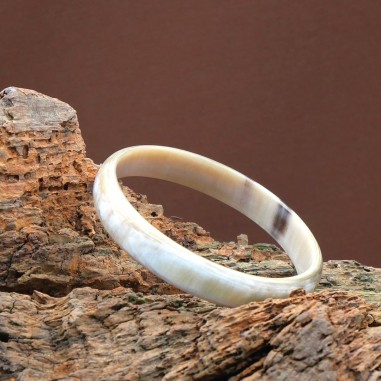 Horn bangle bracelet 10mm