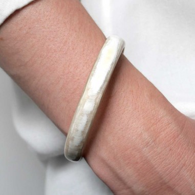 Horn bangle bracelet 10mm