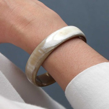 Horn bangle bracelet 15mm