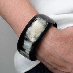 Horn bangle bracelet 30mm 2