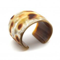 Wide horn cuff-bracelet...