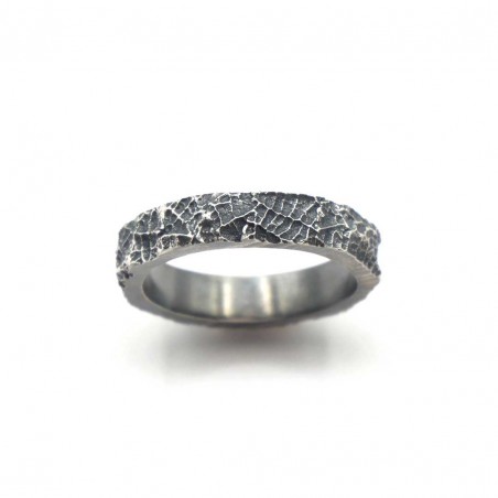 Photo sur fond blanc de l’alliance originale homme modèle raphia L vue de dessus.