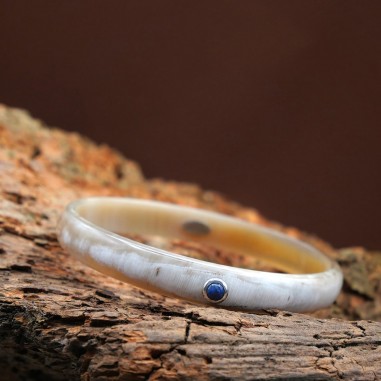 Jonc en corne claire 10mm serti...