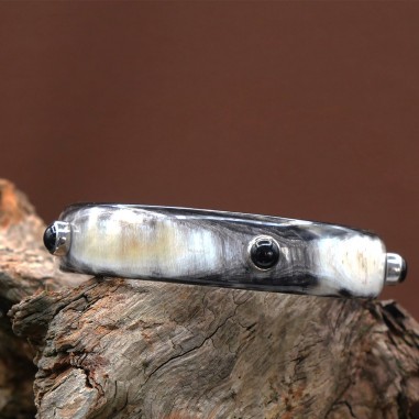 Jonc en corne foncée 15mm serti...