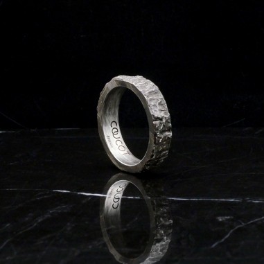 Hyper-IO-L men's wedding ring