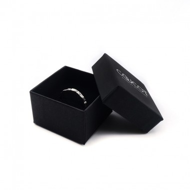 Men's platinum wedding band -...
