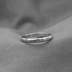 Photo sur fond blanc de l’alliance originale Sylva modèle S vue de dessus. 2