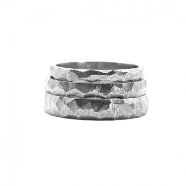 Photo sur fond blanc des trois tailles d’alliance originale Sylva.