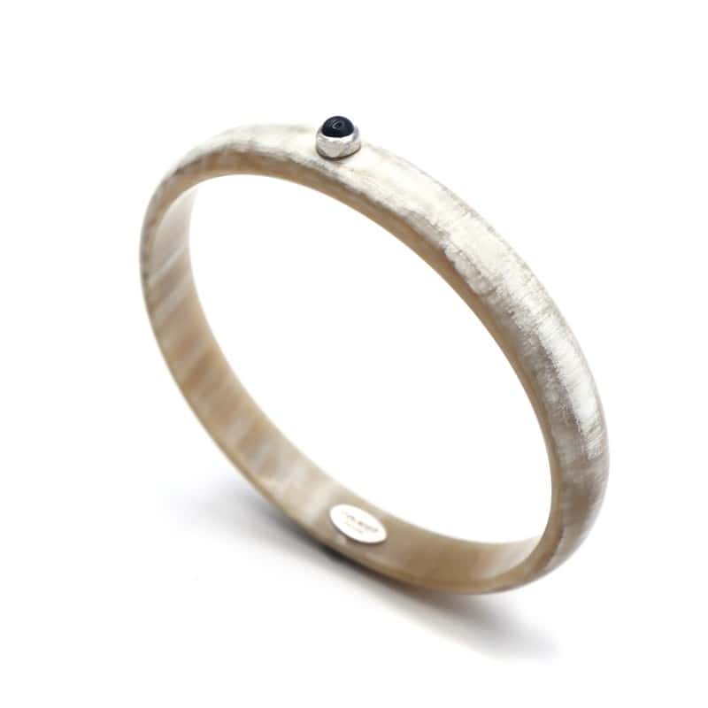 Jonc en corne claire 10mm serti...