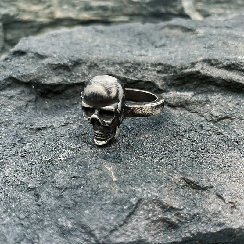 Silver jaw skull ring - Macabre Gadgets