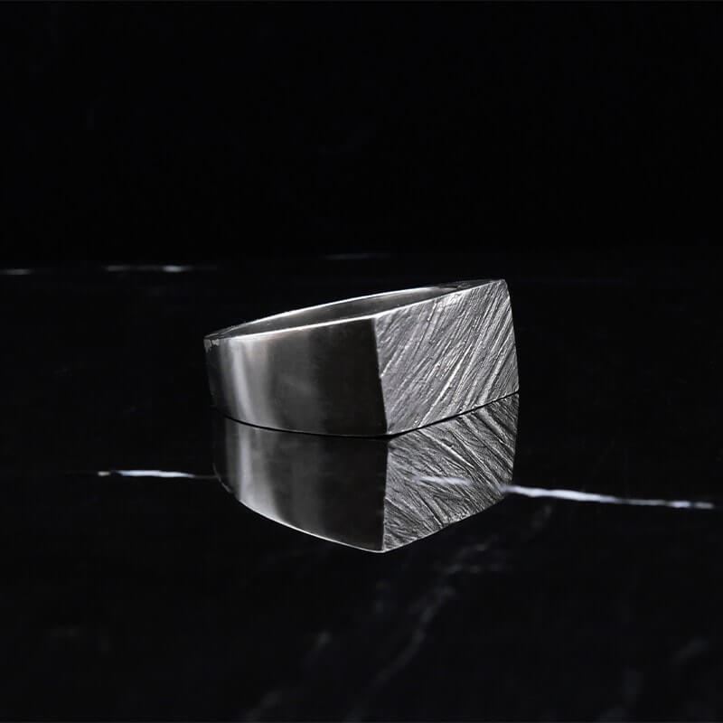 Chevalière en argent Tungst-N-R