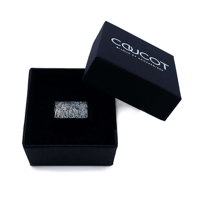 Hyper-IO-R silver signet ring