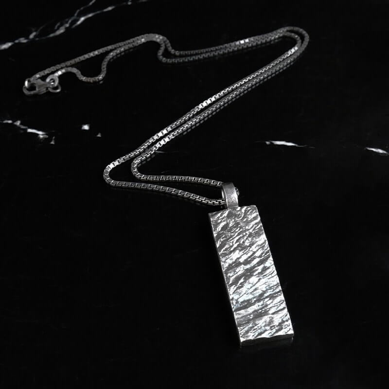 Hyper-IO-S silver necklace