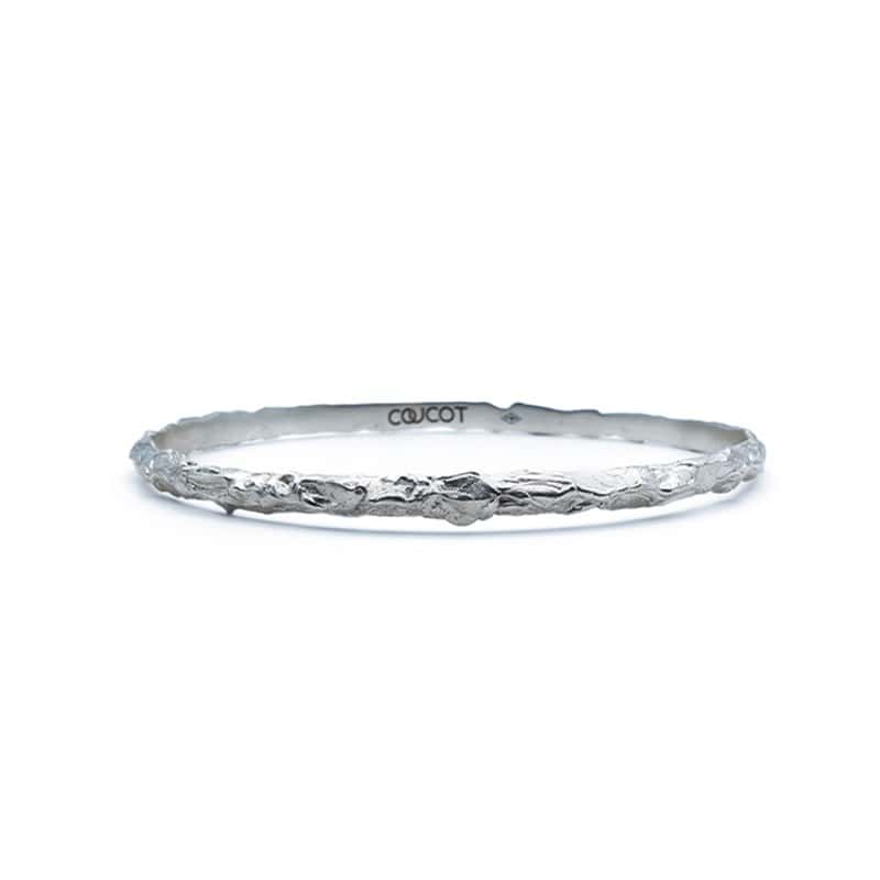 A 76 silver bangle